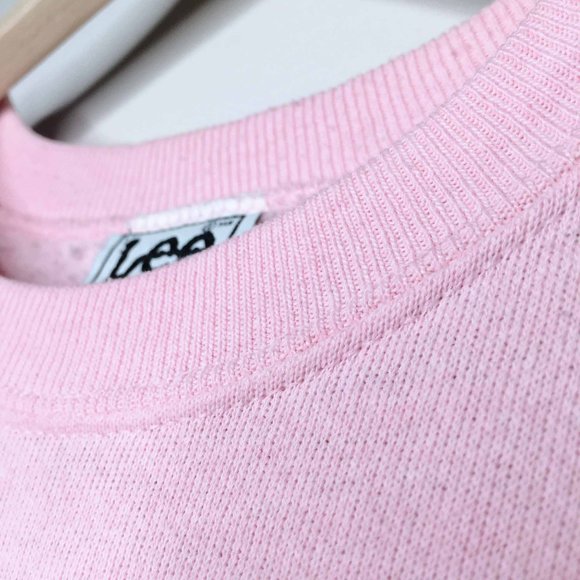 ⚡️SOLD⚡️LEE embroidered lamb sweatshirt - Picture 7 of 7